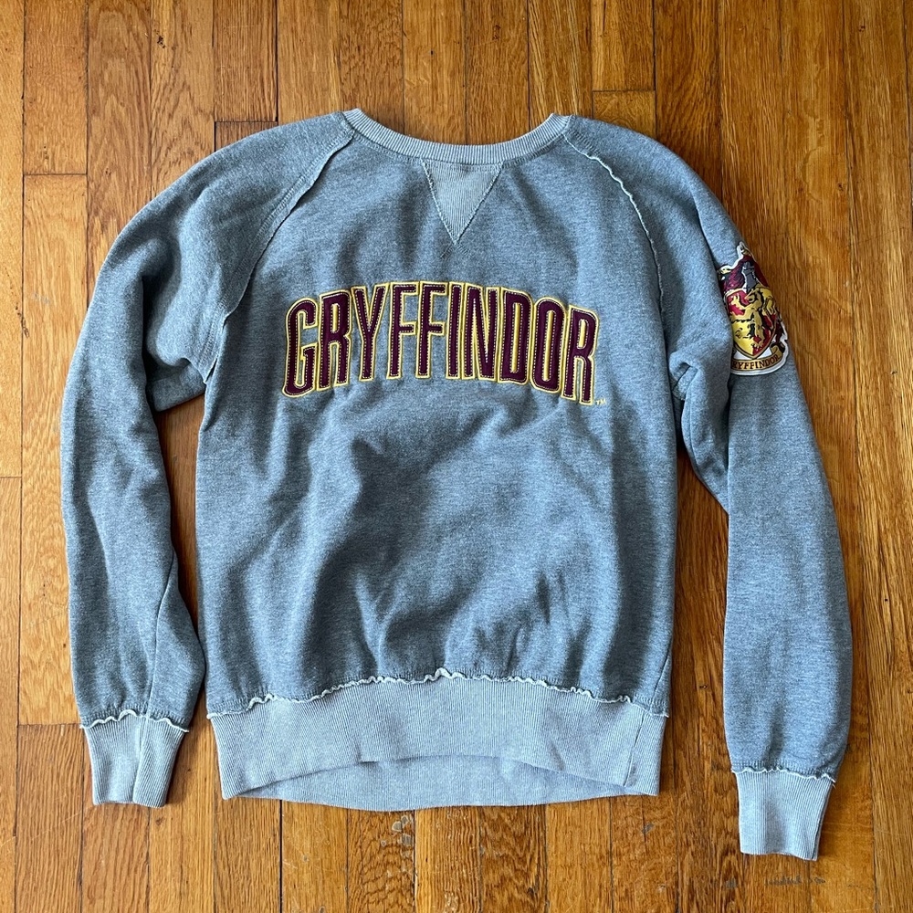Universal Harry Potter Gryffindor Sweatshirt